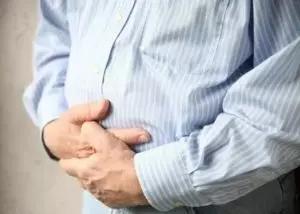 7 principais sintomas de má digestão e como é o tratamento
